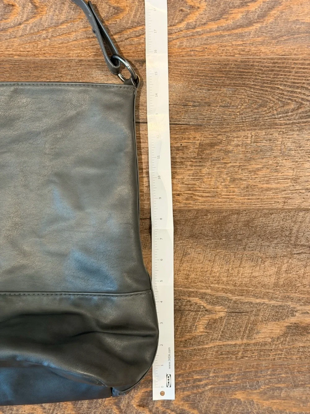 Universal Thread Bag - Picture 12 of 12